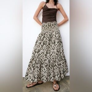 NEW ZARA printed midi 5598 skirt Size M